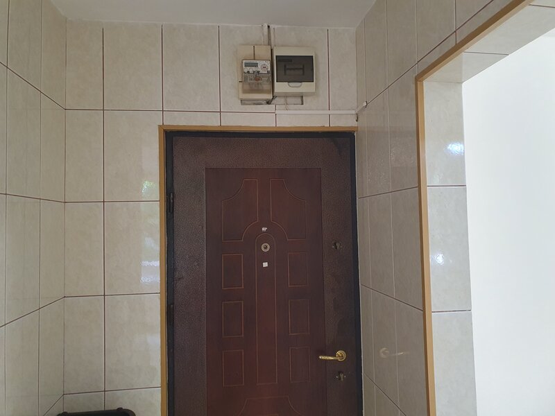 Drumul Taberei, Valea Oltului, 2 camere, 1/4, bl. 73 termopan liber 90000 E